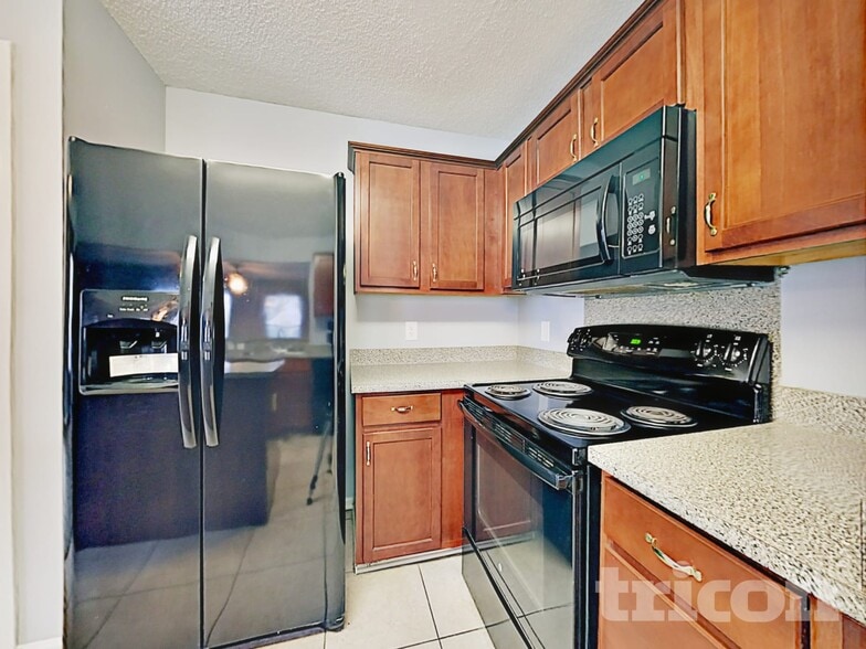 Building Photo - 11347 Red Finch Ln