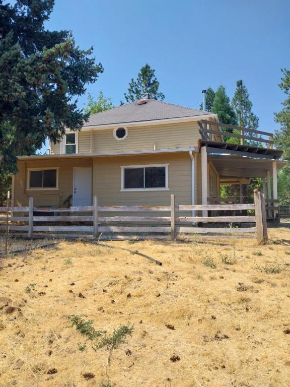 Building Photo - 2401 E Fork Rd