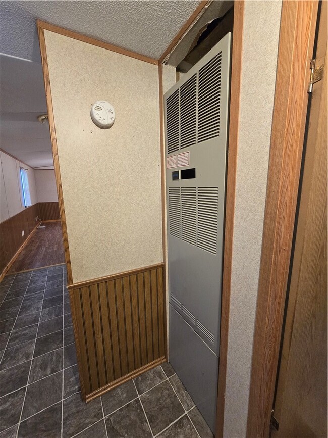 Building Photo - 34 Water St