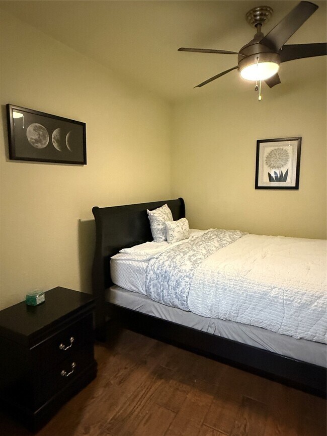 Building Photo - 4045 Osby Dr