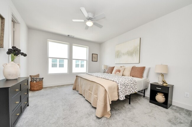 Building Photo - 4810 Martin Oaks Ln