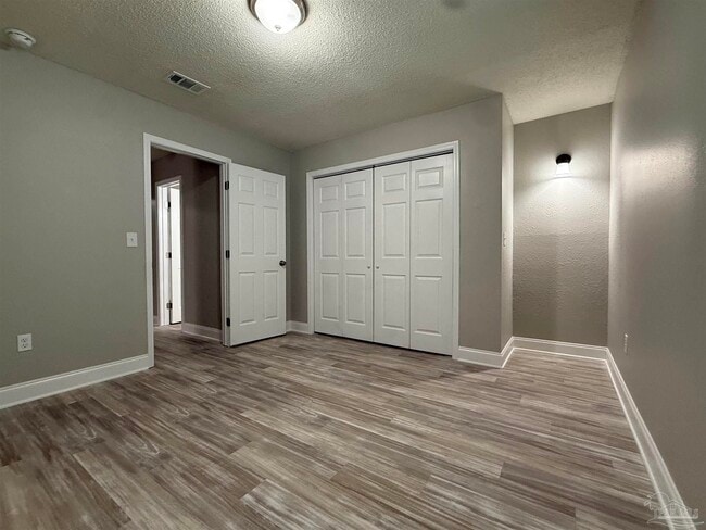 Building Photo - 1425 Toni St