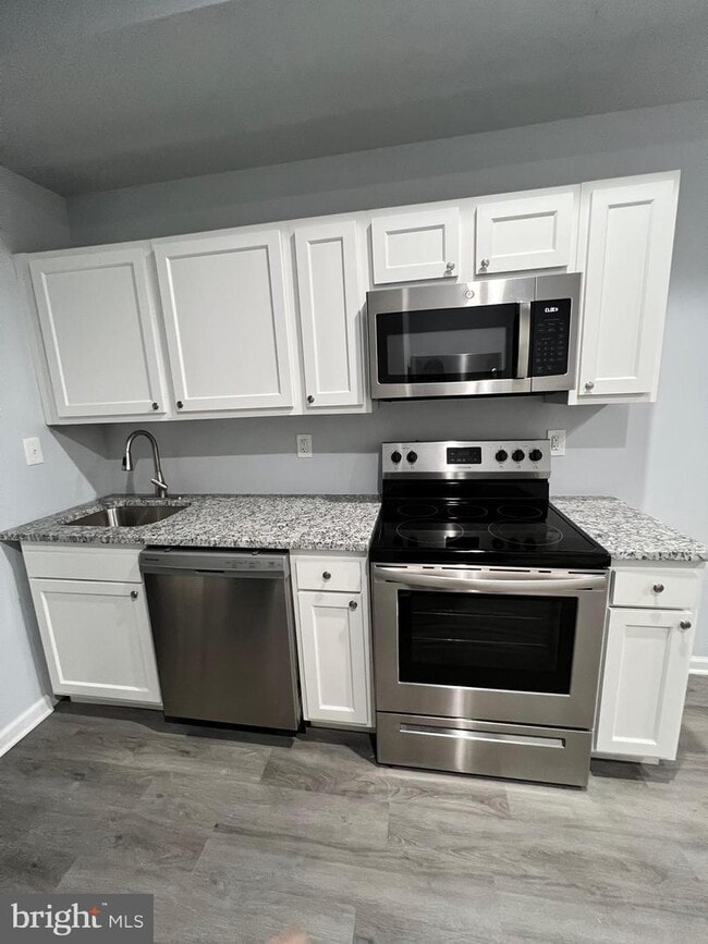 Primary Photo - 1107 N Fulton Ave