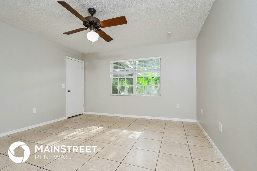 Building Photo - 6417 Dartmouth Rd