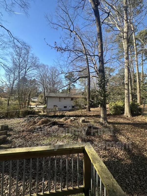 Building Photo - 2975 McGlynn Ct