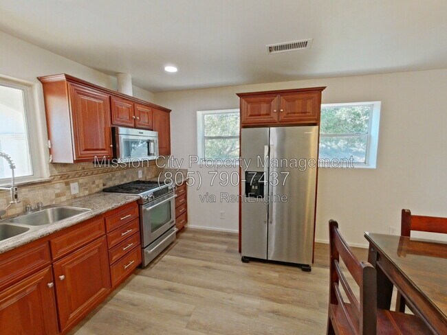 Building Photo - 1210 Toro Canyon Rd