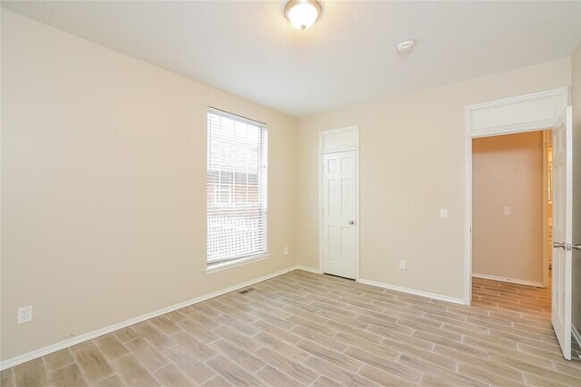 Building Photo - 2809 NW 158th St