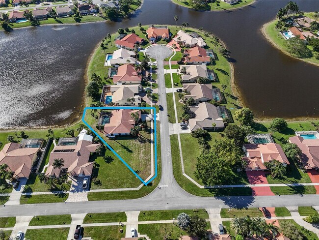 Building Photo - 11310 Lake Tree Ct