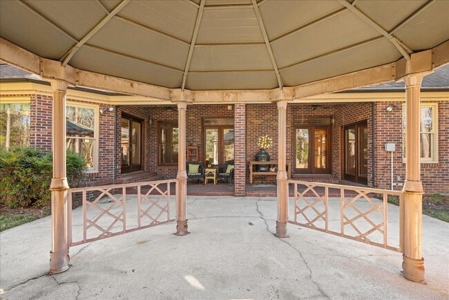 Building Photo - 9027 Winged Foot Dr