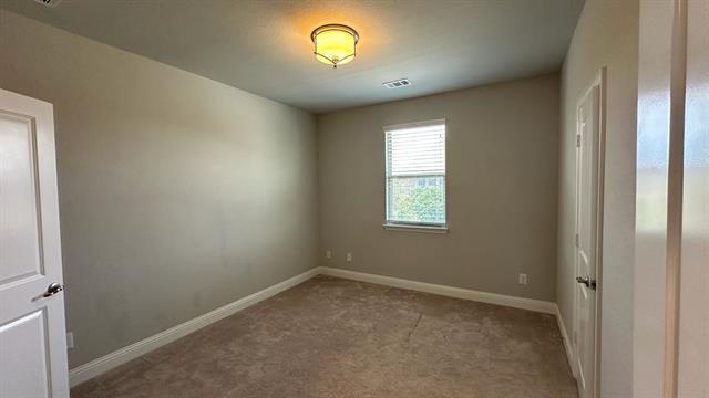 Building Photo - 8533 Pine Valley Dr