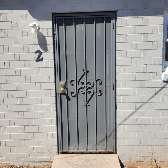 Entrance - 15 E 2nd Ave