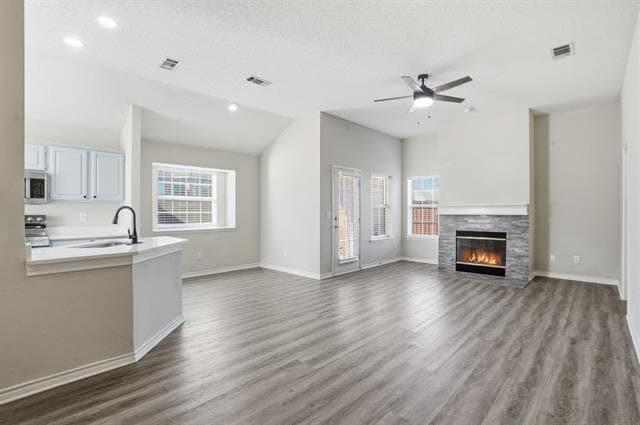 Building Photo - 10900 Trestles Rd