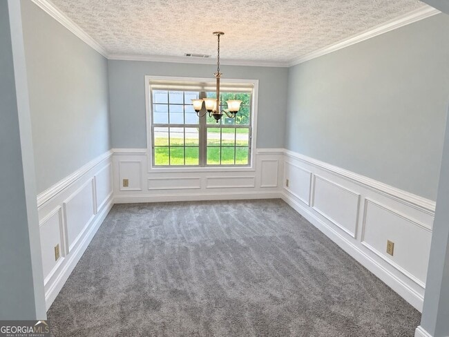 Building Photo - 561 Highland Pointe Dr