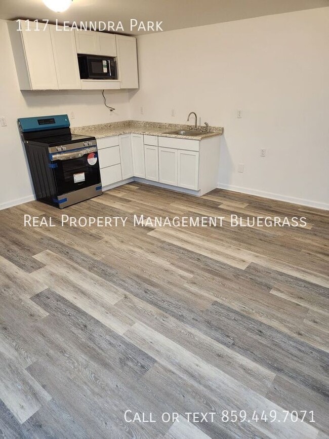 Building Photo - 1117 Leanndra Pk