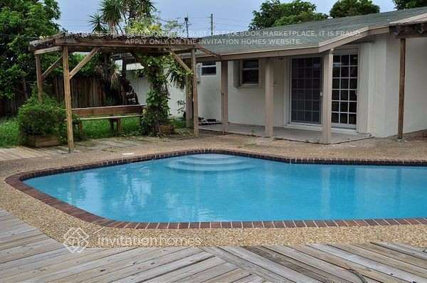 Building Photo - 1755 SW 37th Way