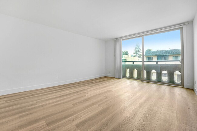 Interior Photo - 801 2nd Street