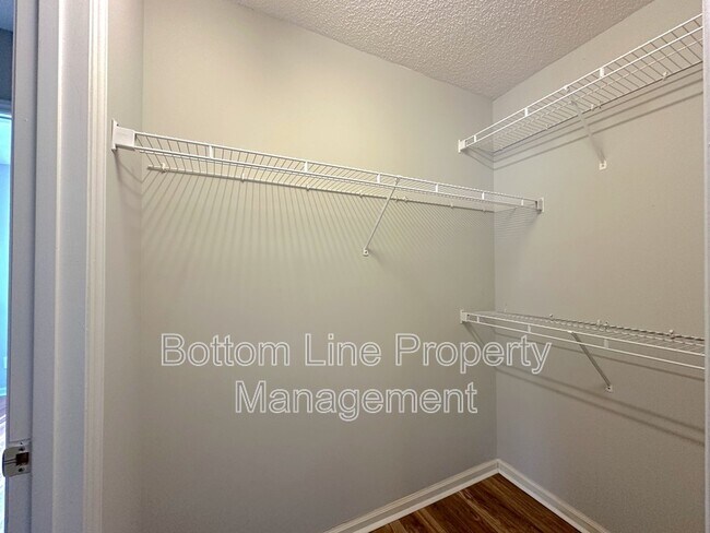 Building Photo - 4563 Cochran Farm Rd SW