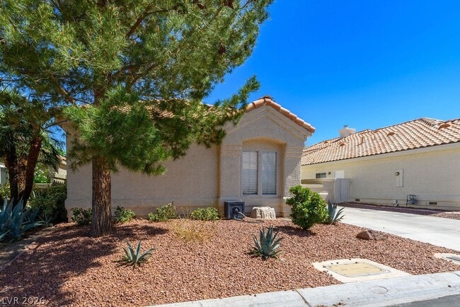 Building Photo - 7733 Arnold Palmer Way