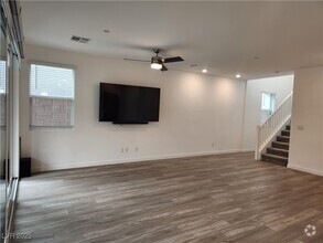 Building Photo - 44 Strada Moscato
