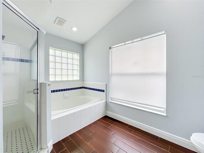 Building Photo - 3020 Hartland Ct
