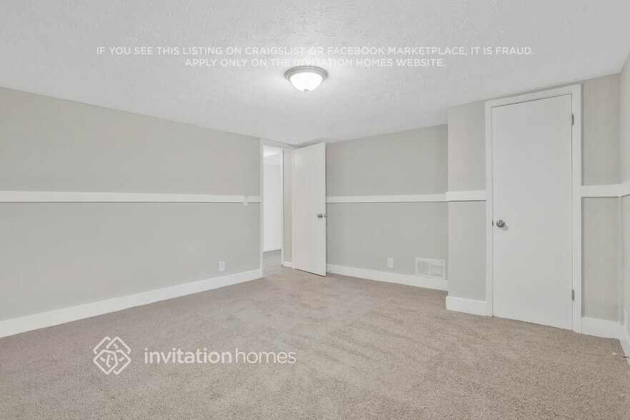 Building Photo - 3102 Carmel Dr