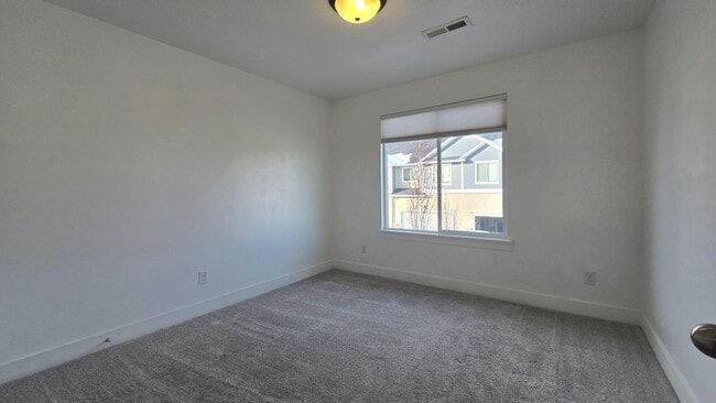 Building Photo - 12977 S Oberon Ln