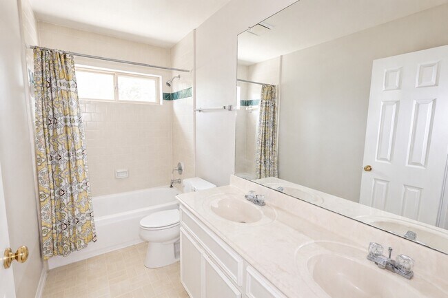 Building Photo - 7014 Morningside Dr