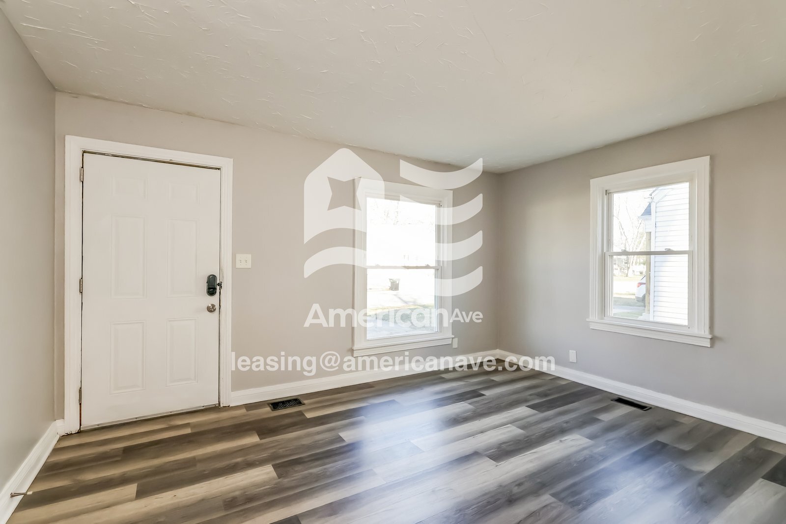 Building Photo - 3906 Jewell Ave