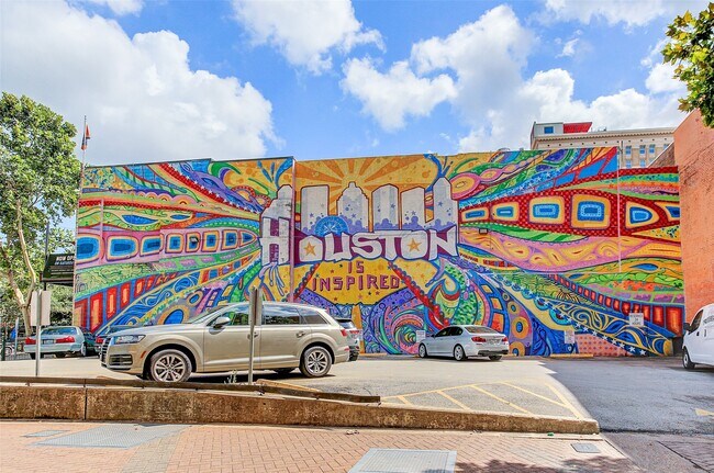 Building Photo - 1120 Texas St