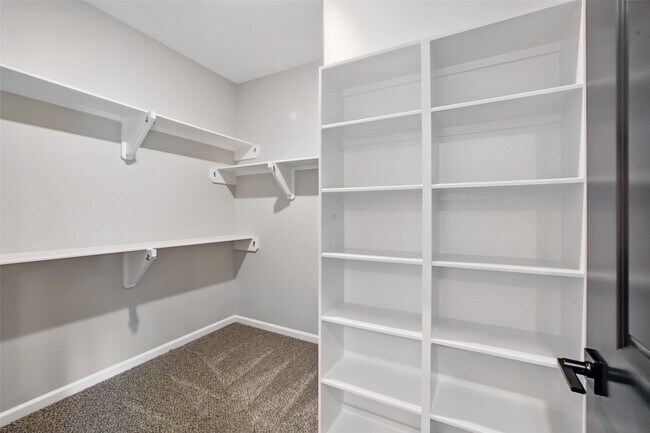 Building Photo - 4719 Mallow St