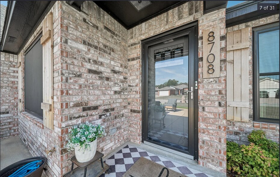 Building Photo - 8708 N 124th East Ave