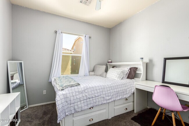 Building Photo - 34923 N 30th Ave