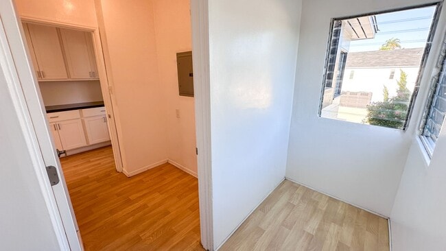 Building Photo - Classic View Park Rental