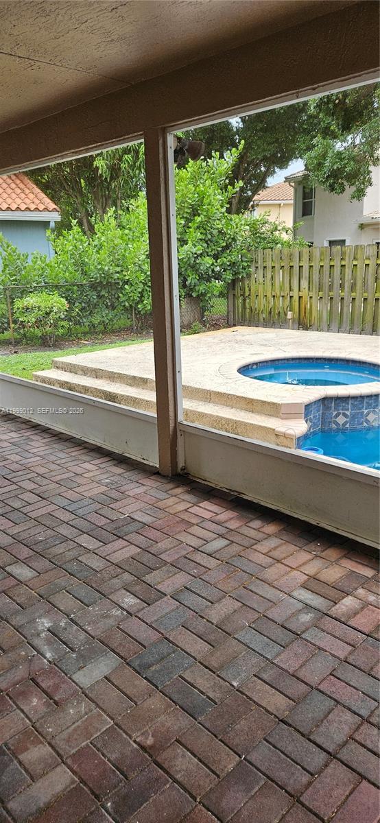 Building Photo - 4020 Sabal Lakes Rd