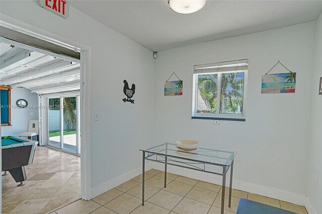 Building Photo - 16000 N Miami Ave