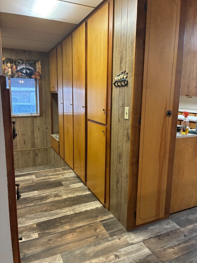 Building Photo - 1415 E 850 N