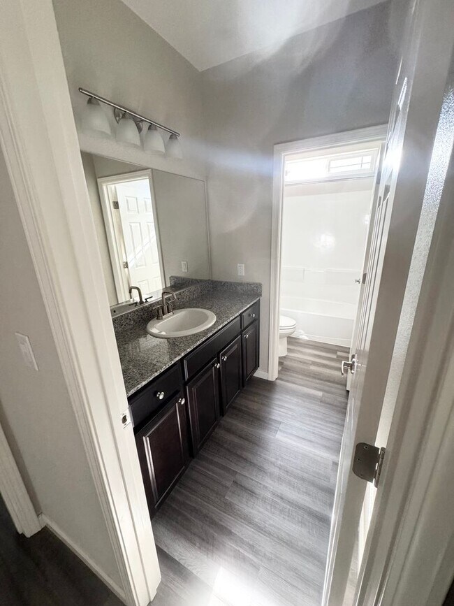 Building Photo - Charming 4 Bedroom Newer South Reno Home