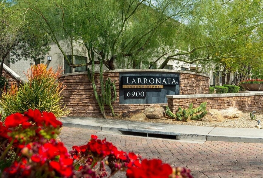 Front entrance - 6900 E Princess Dr