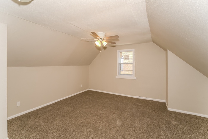 Building Photo - 19430 Monterey Ave