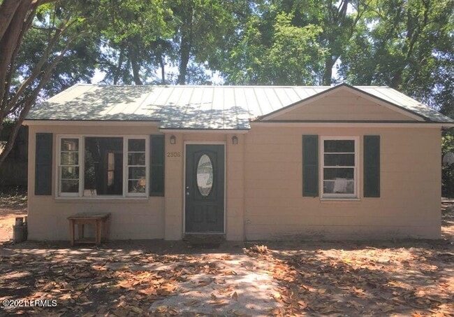 Primary Photo - 2906 Polk St