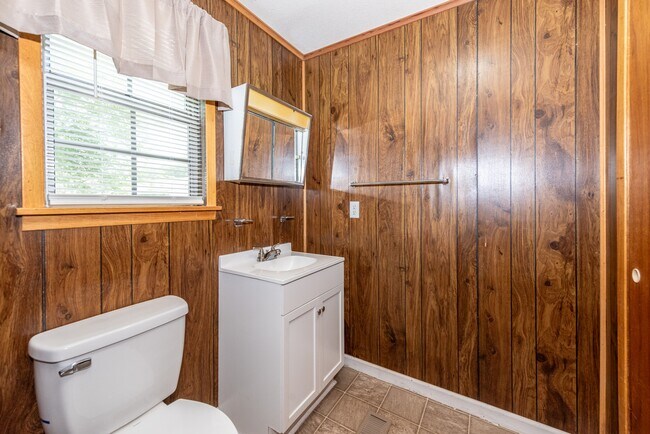 Building Photo - 2317 Piney Grove Church Rd