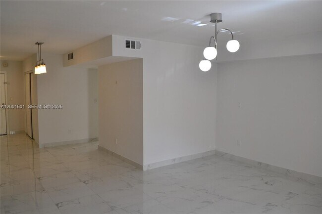 Building Photo - 220 NW 87th Ave