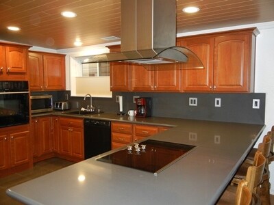 Kitchen - 3344 Sandy Way
