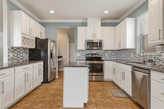 Building Photo - 5962 Paxton Ct