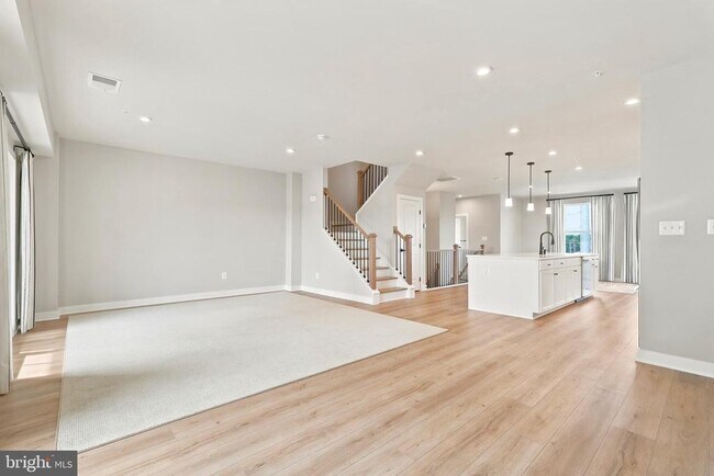 Building Photo - 8046 Williamson Blvd