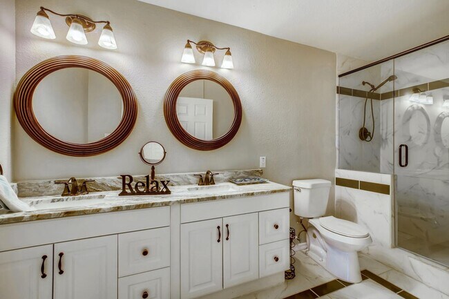 Building Photo - Location, Location, Location! Updated one story home with charm and modern conveniences