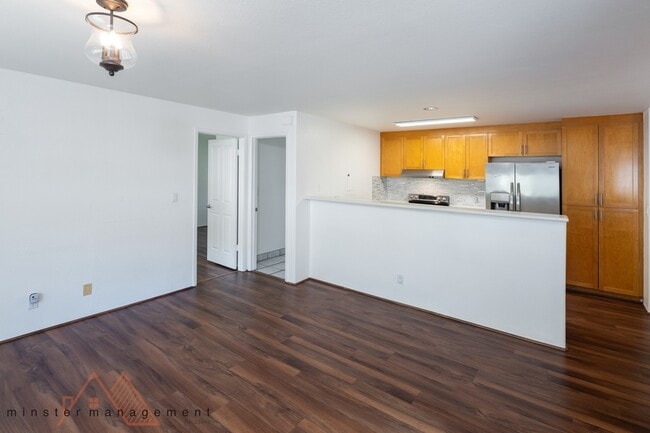 Building Photo - 7080 Hawaii Kai Dr