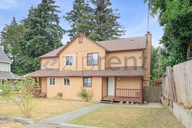 Building Photo - 18542 Midvale Ave N