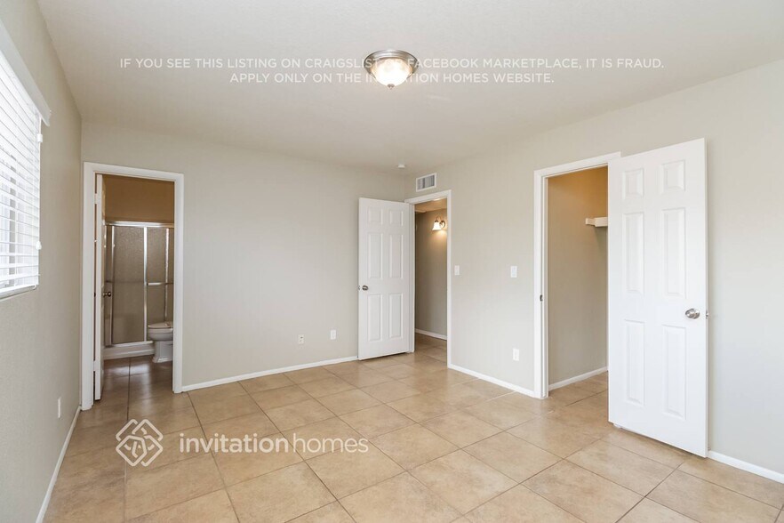 Building Photo - 1376 E 30th Ave