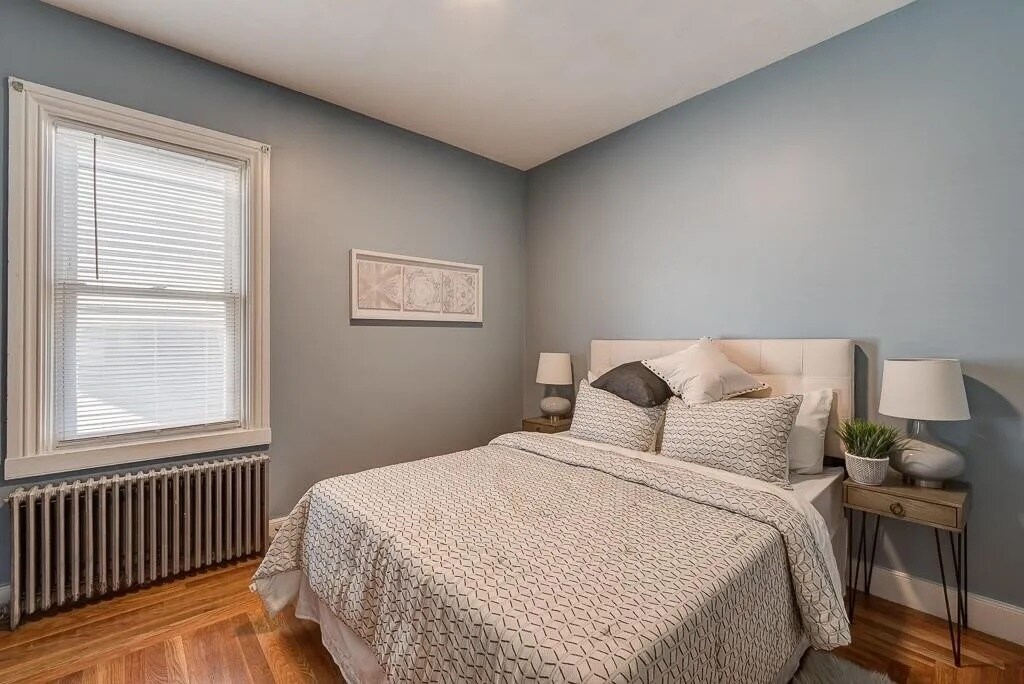 primary bedroom - 130 Sutton St